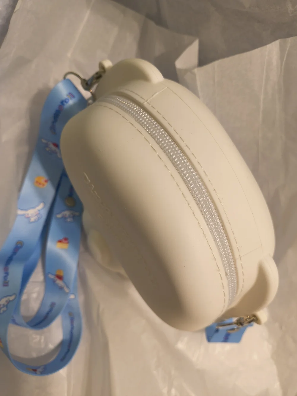 Sanrio Cinnamoroll Heart Crossbody Bag - White with Blue & Pink Accents